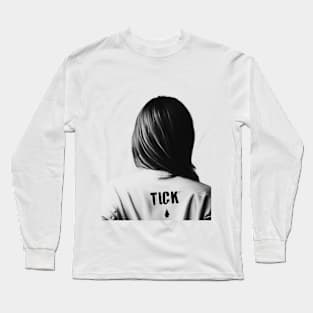 Woman turning her back, black and white illustration, classic Long Sleeve T-Shirt